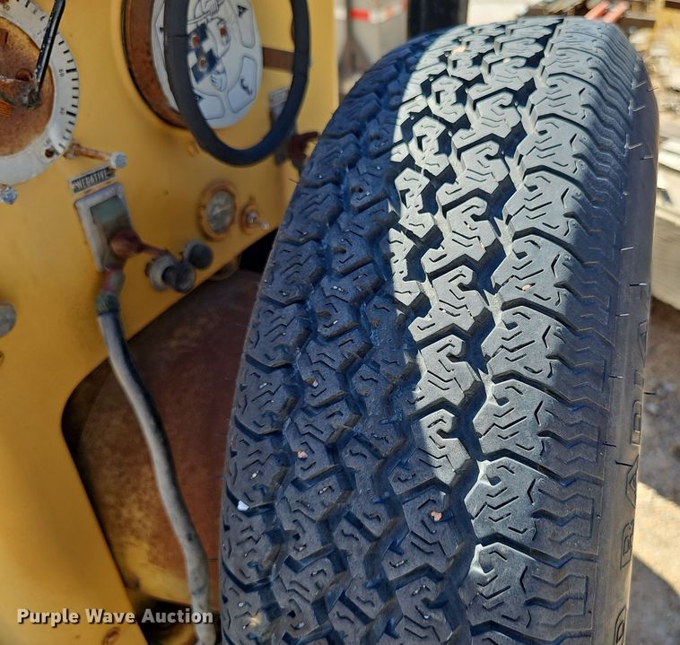 image for item DO5490 Hobart GPR-258 welder/generator