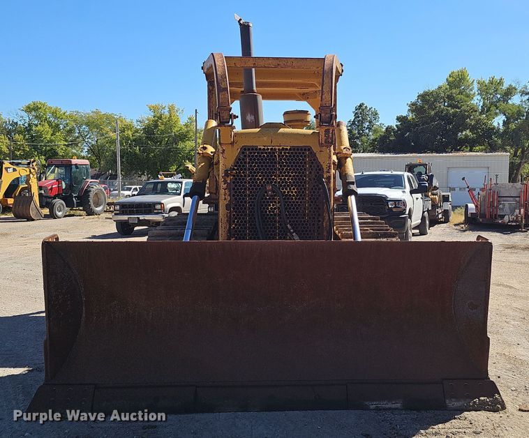 image for item DO5491 1973 Caterpillar D6C dozer