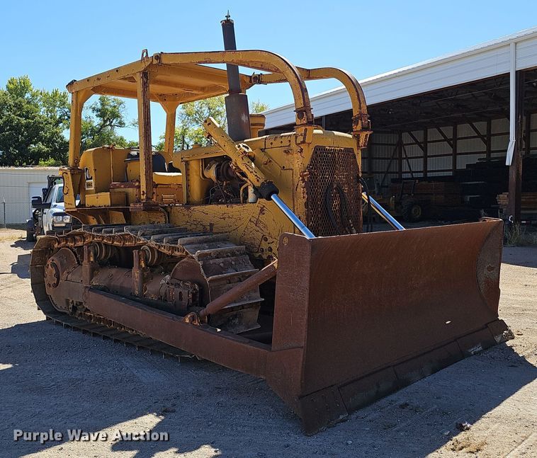 image for item DO5491 1973 Caterpillar D6C dozer