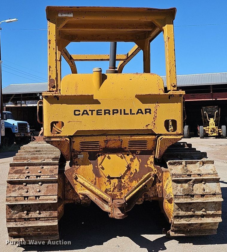 image for item DO5491 1973 Caterpillar D6C dozer