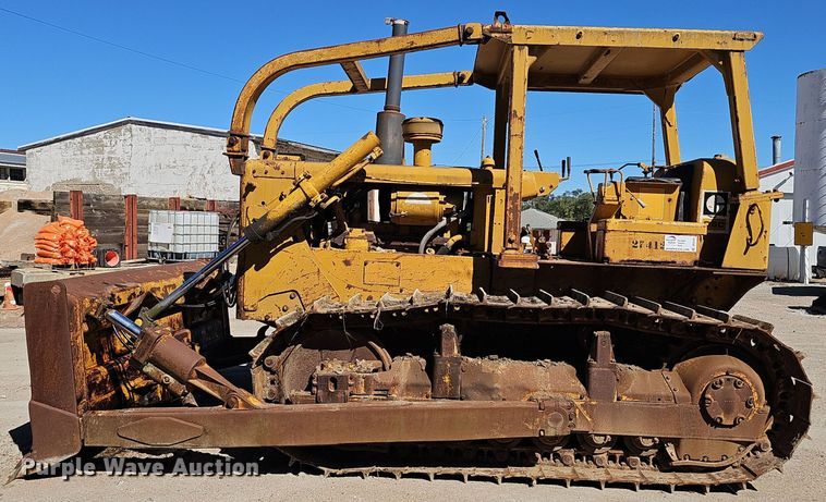 image for item DO5491 1973 Caterpillar D6C dozer