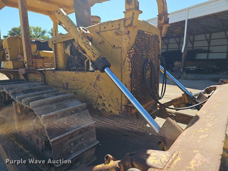 image for item DO5491 1973 Caterpillar D6C dozer
