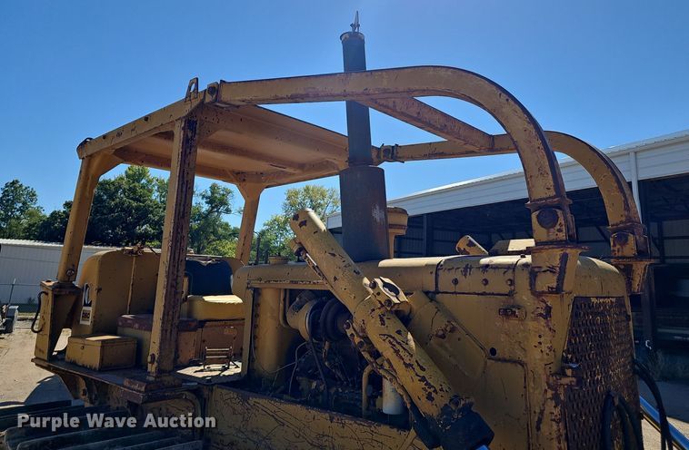 image for item DO5491 1973 Caterpillar D6C dozer