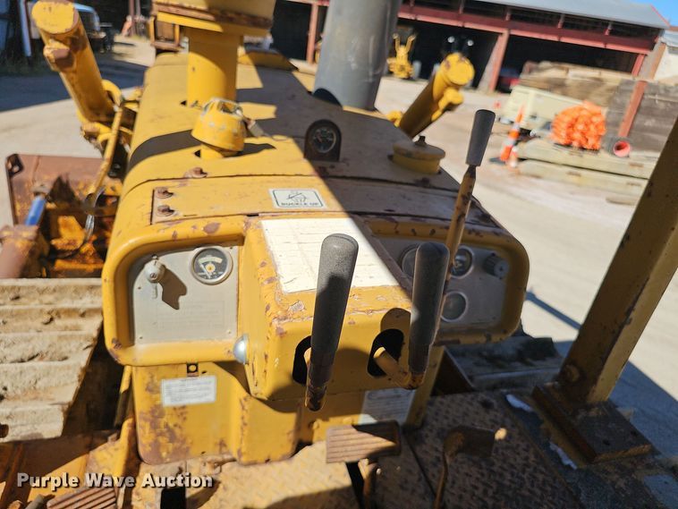 image for item DO5491 1973 Caterpillar D6C dozer
