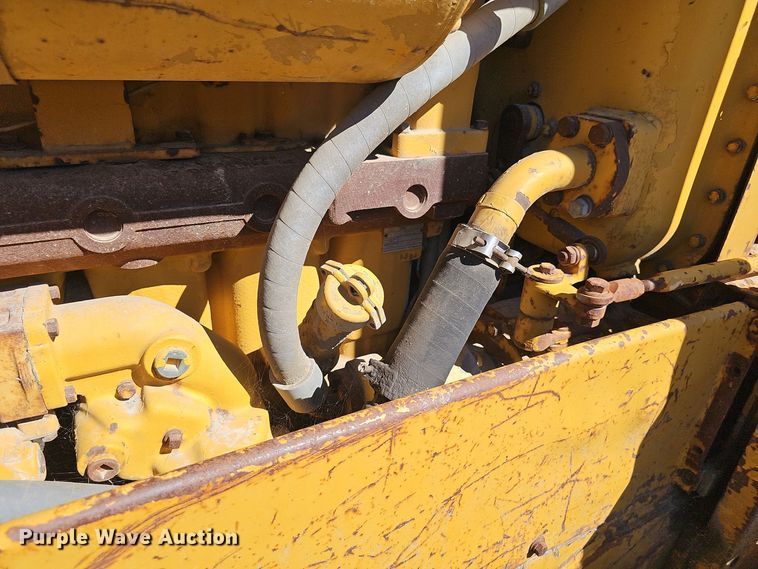 image for item DO5491 1973 Caterpillar D6C dozer