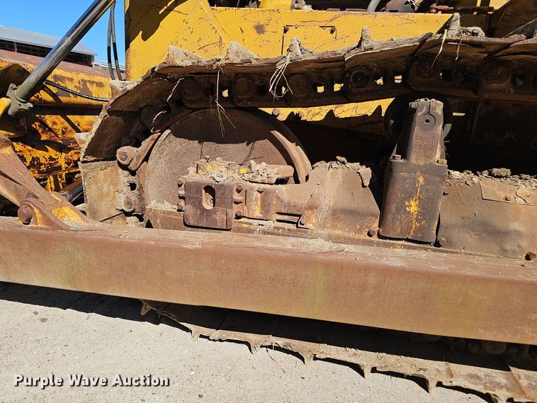 image for item DO5491 1973 Caterpillar D6C dozer