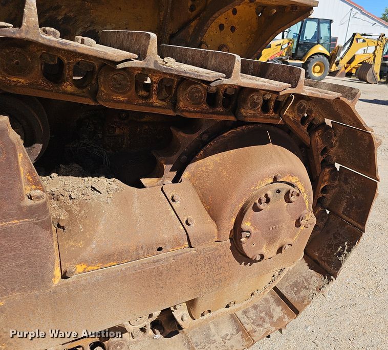 image for item DO5491 1973 Caterpillar D6C dozer