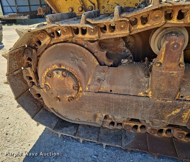 image for item DO5491 1973 Caterpillar D6C dozer