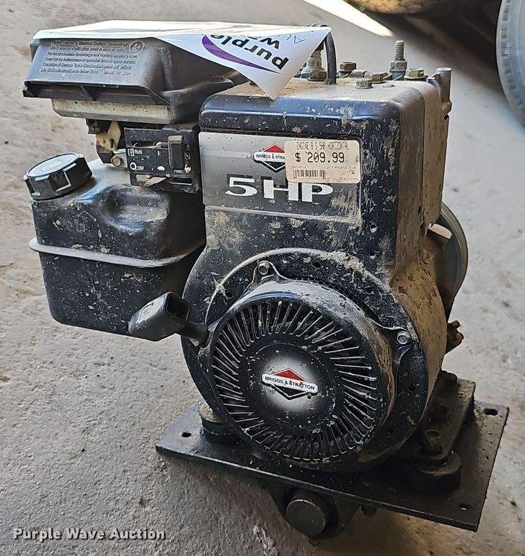 image for item DO5492 (2) Briggs & Stratton engines