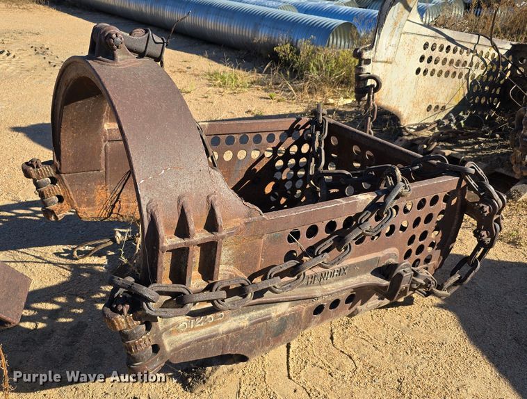 image for item DO5497 (5) crane buckets