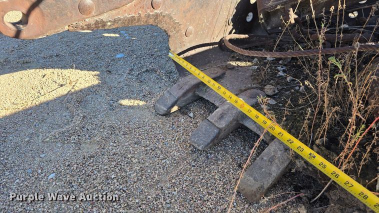 image for item DO5497 (5) crane buckets