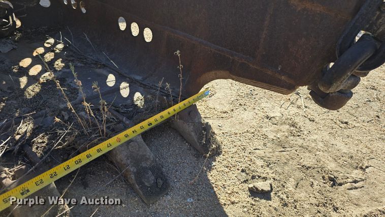 image for item DO5497 (5) crane buckets