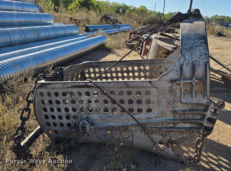 image for item DO5497 (5) crane buckets