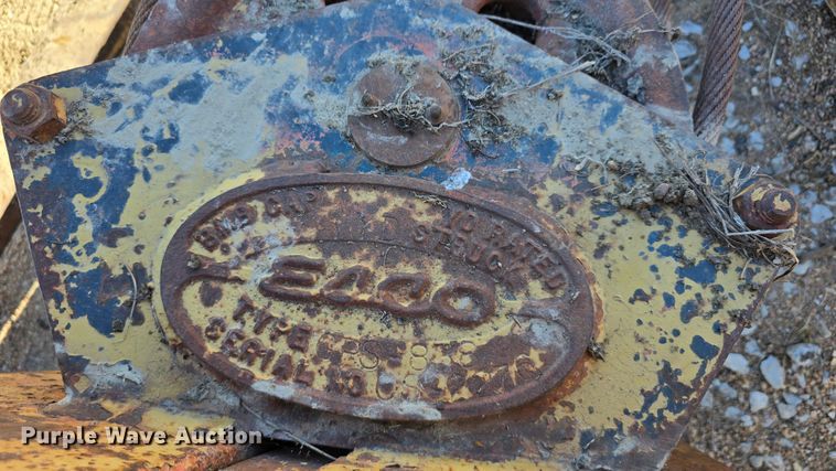 image for item DO5497 (5) crane buckets