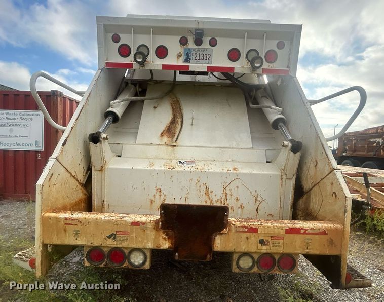 image for item DO7515 2013 Crane Carrier Low Entry refuse truck