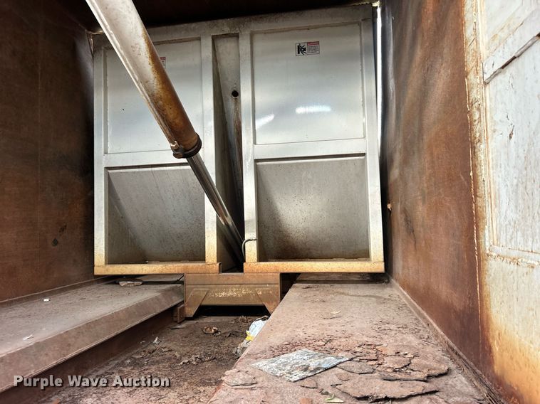 image for item DO7515 2013 Crane Carrier Low Entry refuse truck