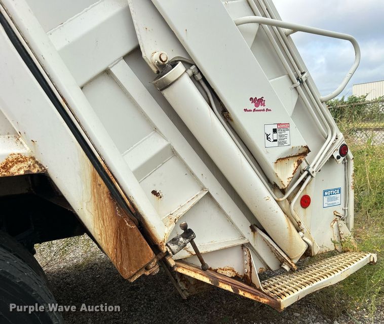 image for item DO7515 2013 Crane Carrier Low Entry refuse truck