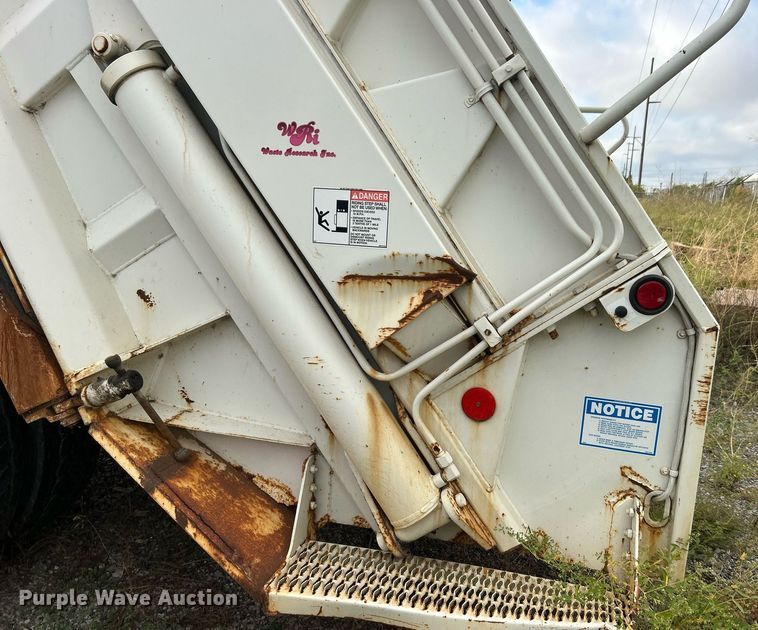 image for item DO7515 2013 Crane Carrier Low Entry refuse truck