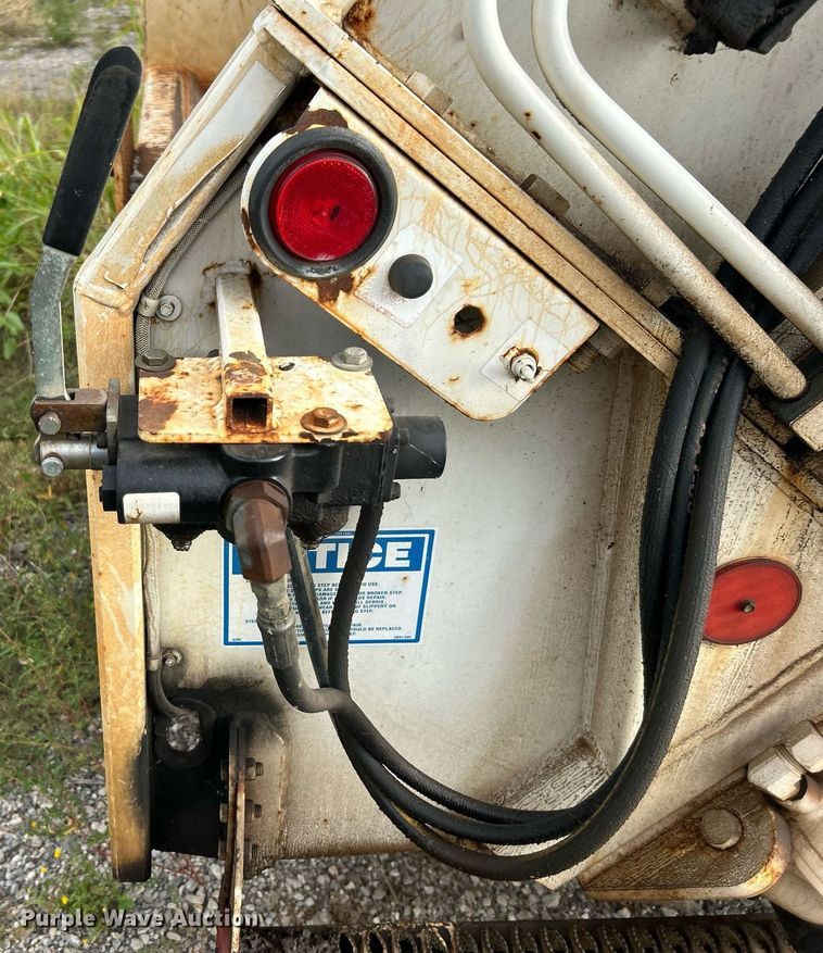 image for item DO7515 2013 Crane Carrier Low Entry refuse truck