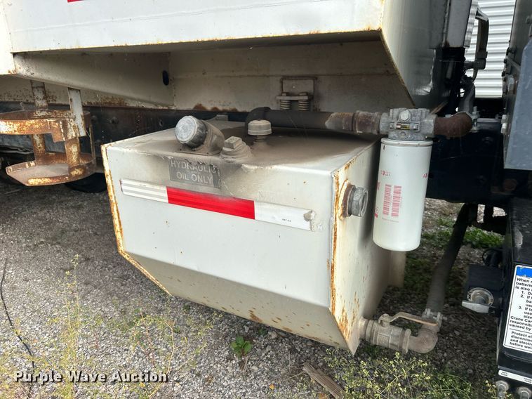 image for item DO7515 2013 Crane Carrier Low Entry refuse truck