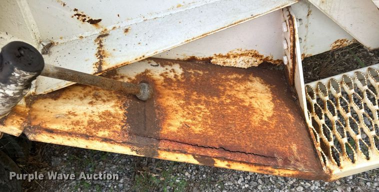 image for item DO7515 2013 Crane Carrier Low Entry refuse truck