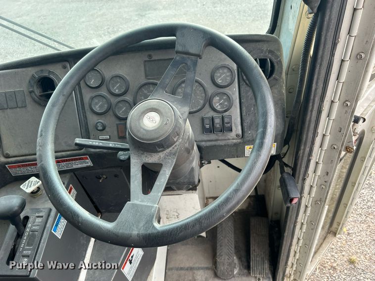 image for item DO7515 2013 Crane Carrier Low Entry refuse truck