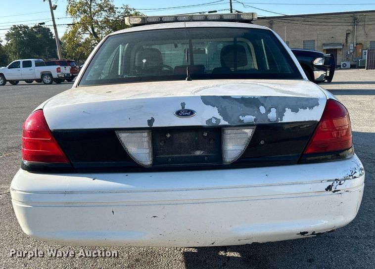 image for item DO7521 2008 Ford Crown Victoria Police Interceptor
