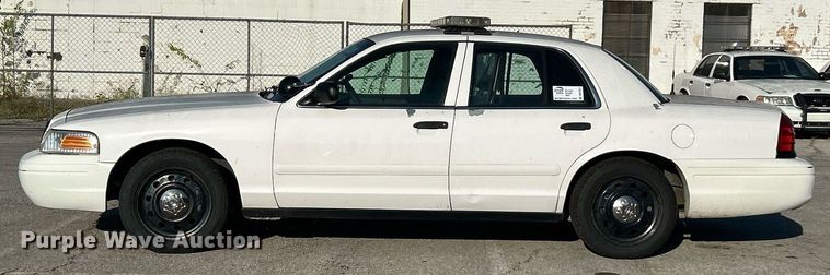 image for item DO7521 2008 Ford Crown Victoria Police Interceptor