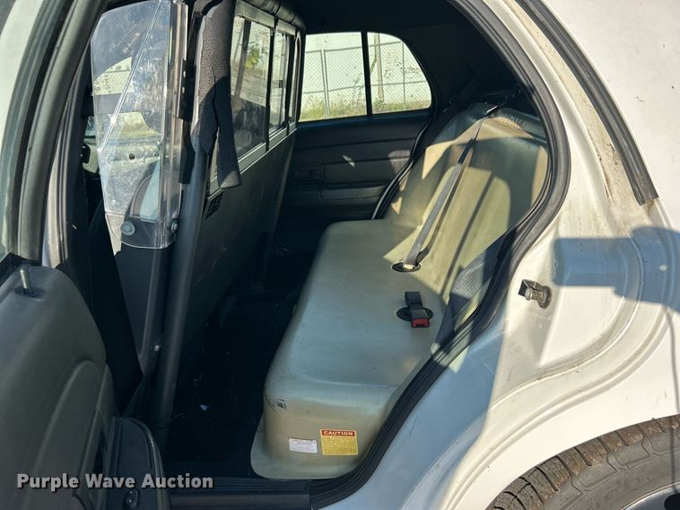 image for item DO7521 2008 Ford Crown Victoria Police Interceptor
