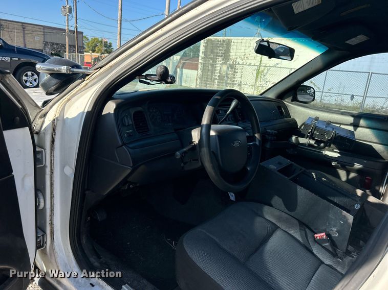 image for item DO7522 2008 Ford Crown Victoria  Police Interceptor