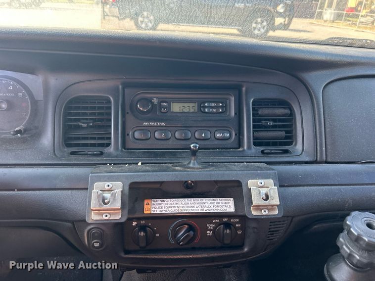 image for item DO7522 2008 Ford Crown Victoria  Police Interceptor