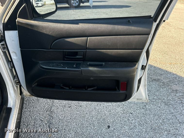 image for item DO7522 2008 Ford Crown Victoria  Police Interceptor