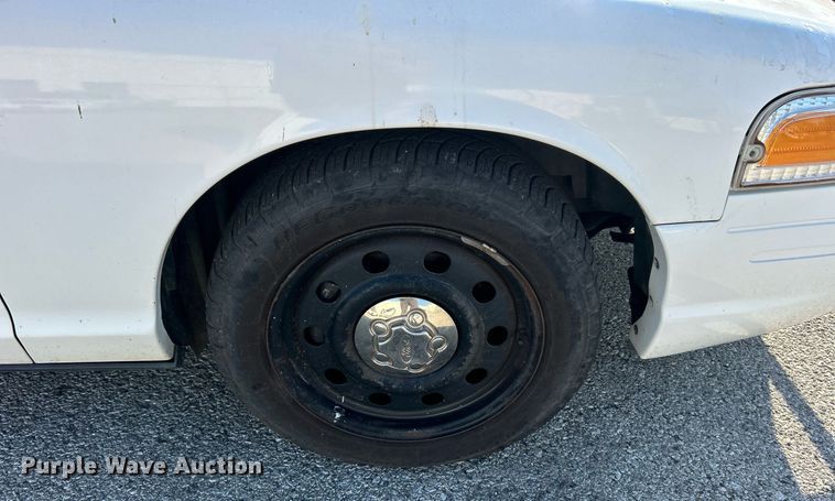 image for item DO7522 2008 Ford Crown Victoria  Police Interceptor