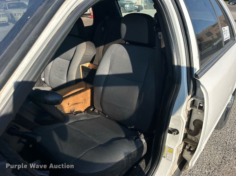 image for item DO7523 2010 Ford Crown Victoria  Police Interceptor