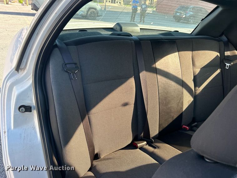 image for item DO7523 2010 Ford Crown Victoria  Police Interceptor