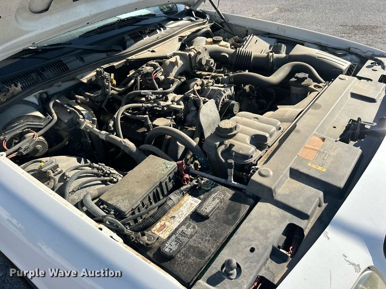 image for item DO7523 2010 Ford Crown Victoria  Police Interceptor