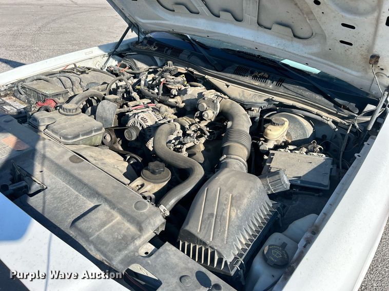 image for item DO7523 2010 Ford Crown Victoria  Police Interceptor