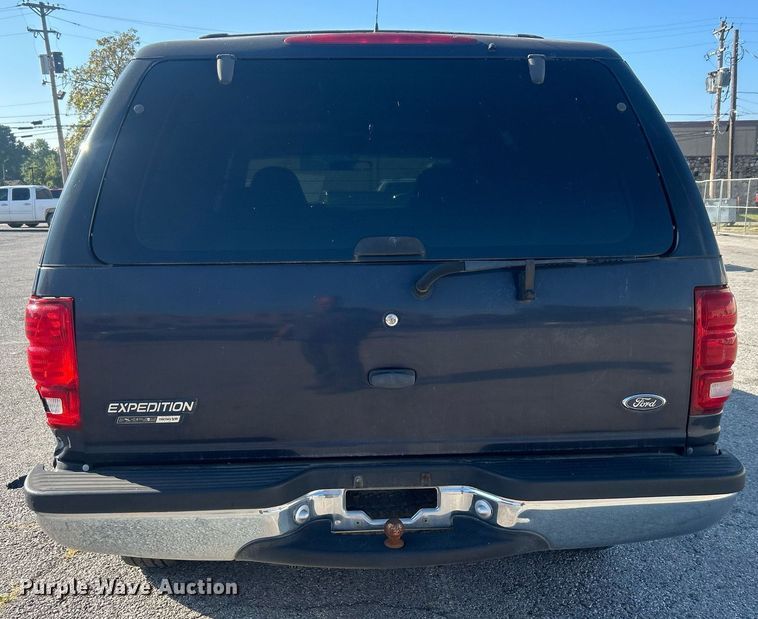image for item DO7526 1999 Ford Expedition  SUV
