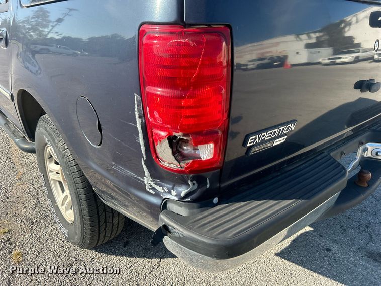 image for item DO7526 1999 Ford Expedition  SUV