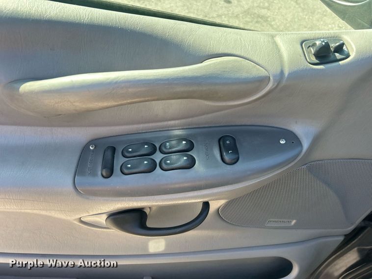 image for item DO7526 1999 Ford Expedition  SUV