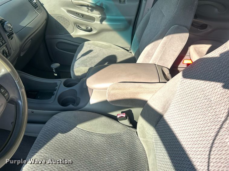 image for item DO7526 1999 Ford Expedition  SUV