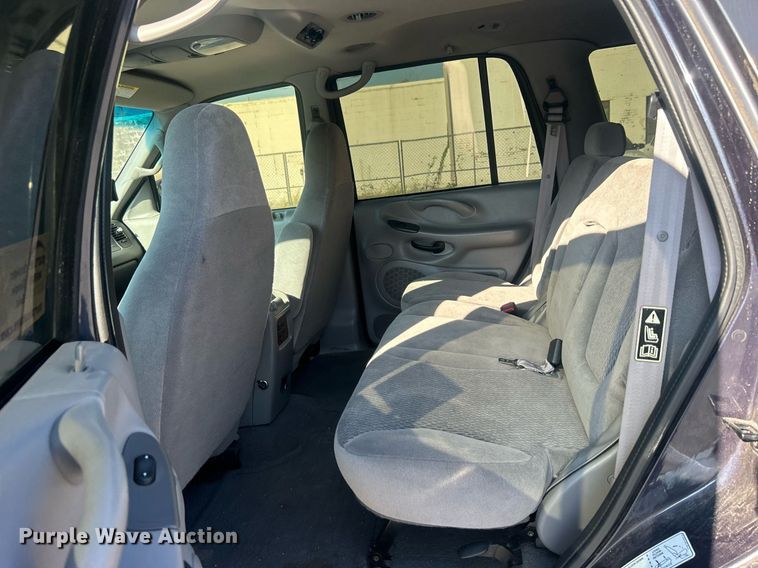 image for item DO7526 1999 Ford Expedition  SUV
