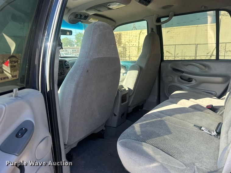 image for item DO7526 1999 Ford Expedition  SUV