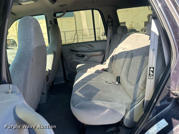 image for item DO7526 1999 Ford Expedition  SUV