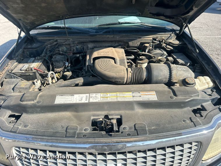 image for item DO7526 1999 Ford Expedition  SUV