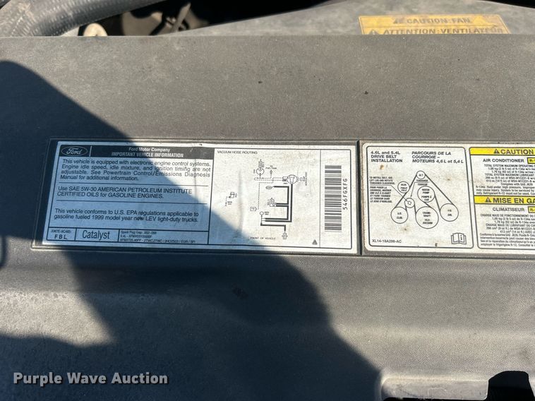 image for item DO7526 1999 Ford Expedition  SUV