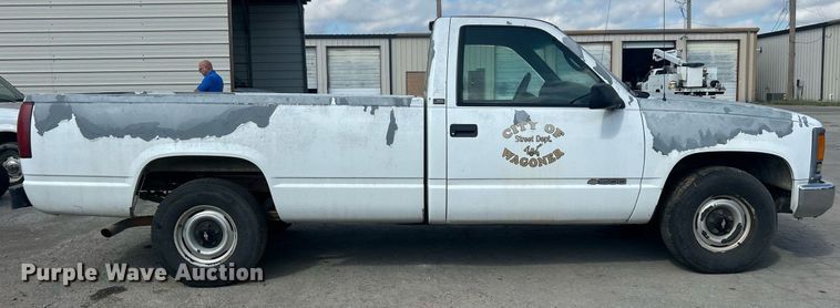 image for item DO7528 1995 Chevrolet  C1500 pickup truck