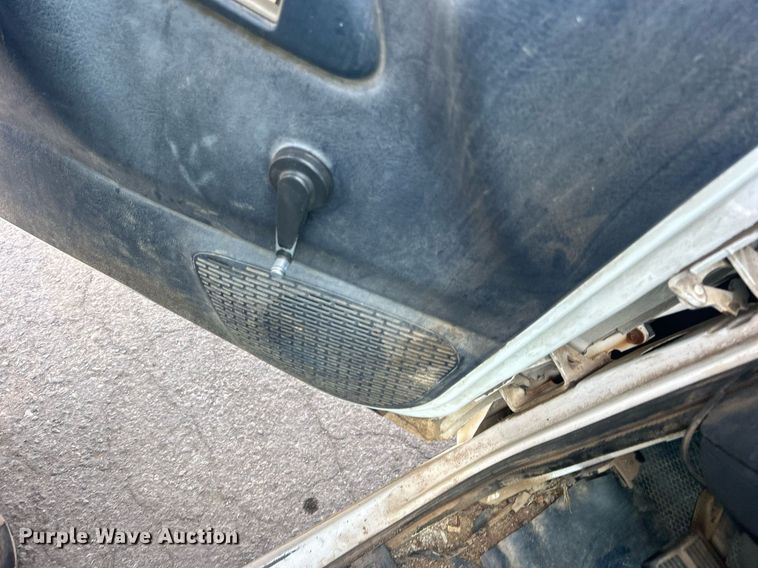 image for item DO7528 1995 Chevrolet  C1500 pickup truck