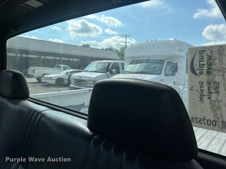 image for item DO7528 1995 Chevrolet  C1500 pickup truck