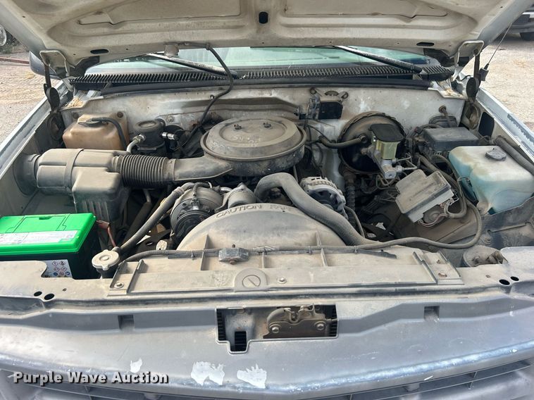 image for item DO7528 1995 Chevrolet  C1500 pickup truck